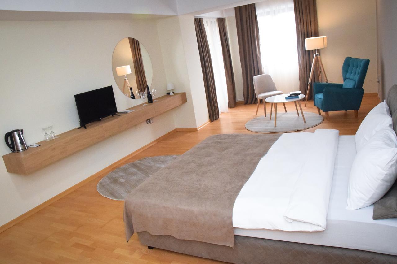Park Golden View Hotel Ohrid Buitenkant foto