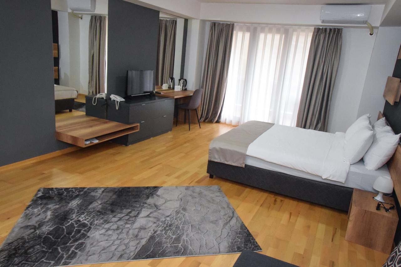 Park Golden View Hotel Ohrid Buitenkant foto